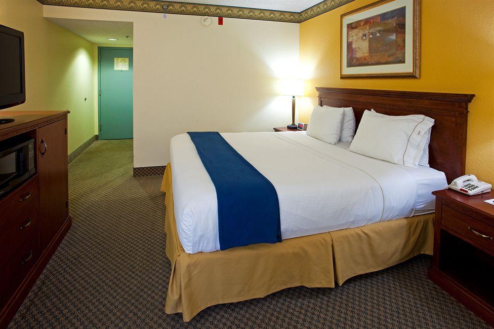 Holiday Inn Express Hotel & Suites Jacksonville-South By Ihg Eksteriør billede
